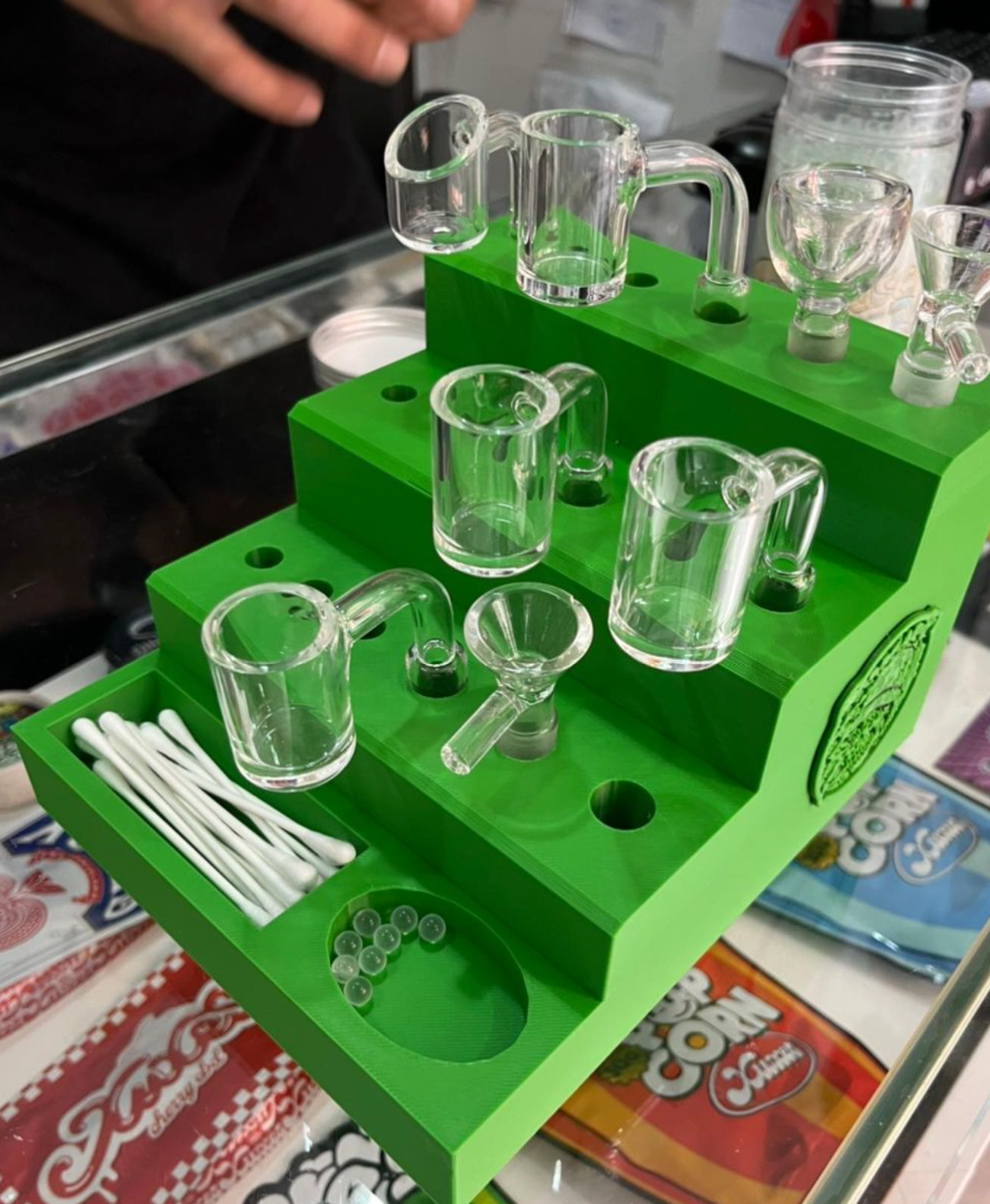 Custom with your Logo Dabbing Stand Style "Terps Army Stairs"